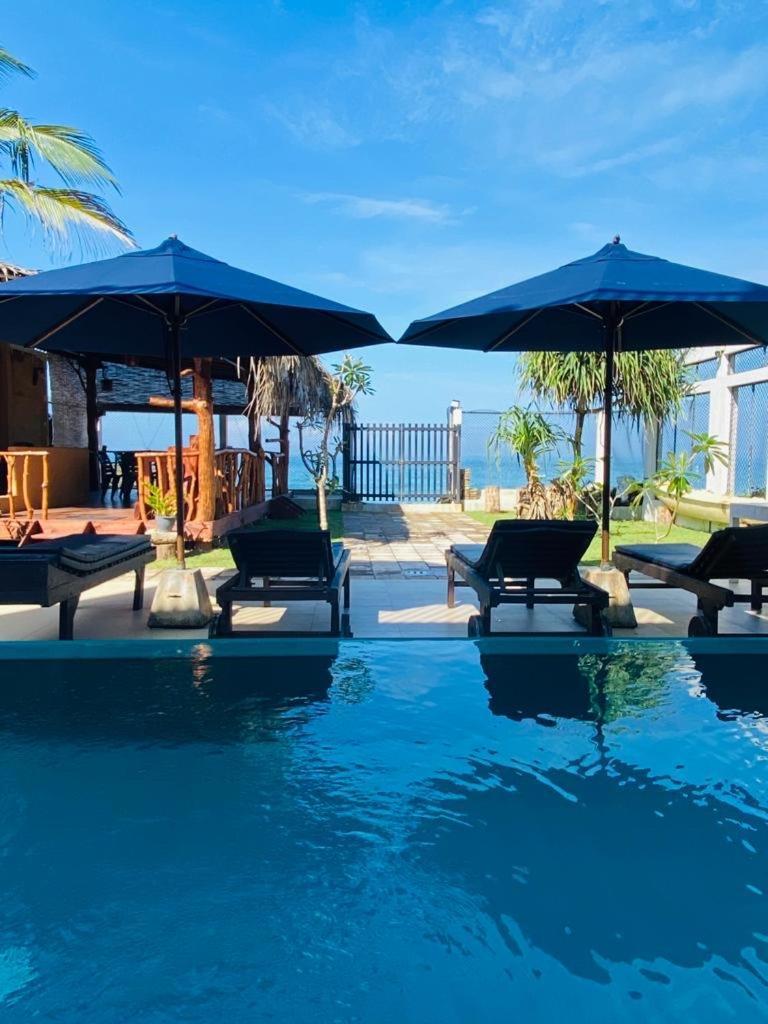 White Sand Villa - Beach Front Hikkaduwa Exterior foto